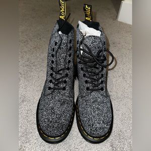 Size 11 NWOT Black and White Speckled 1460 Dr. Marten’s